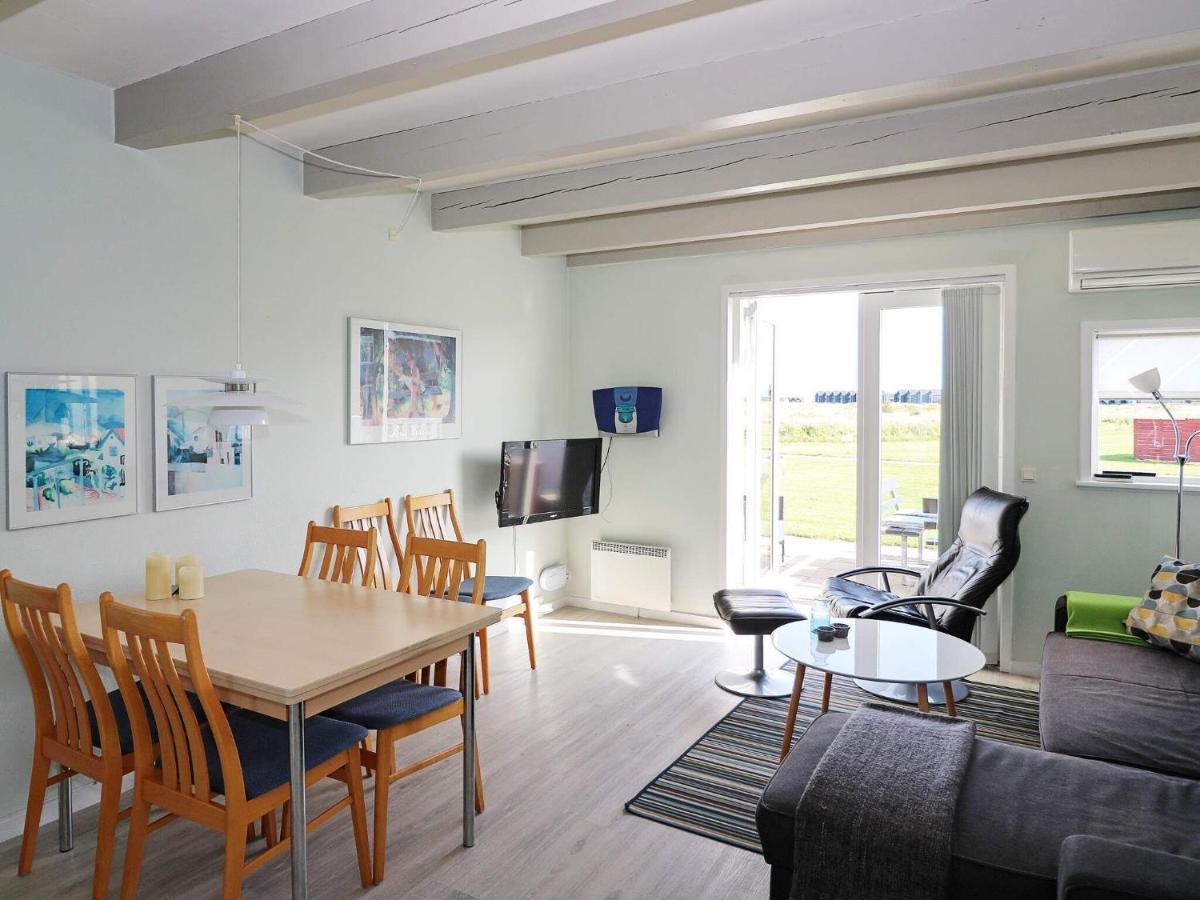 6 Person Holiday Home In Hadsund Eksteriør billede